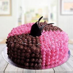 sizzling chocolate strawberry cake - Mohali Bakers