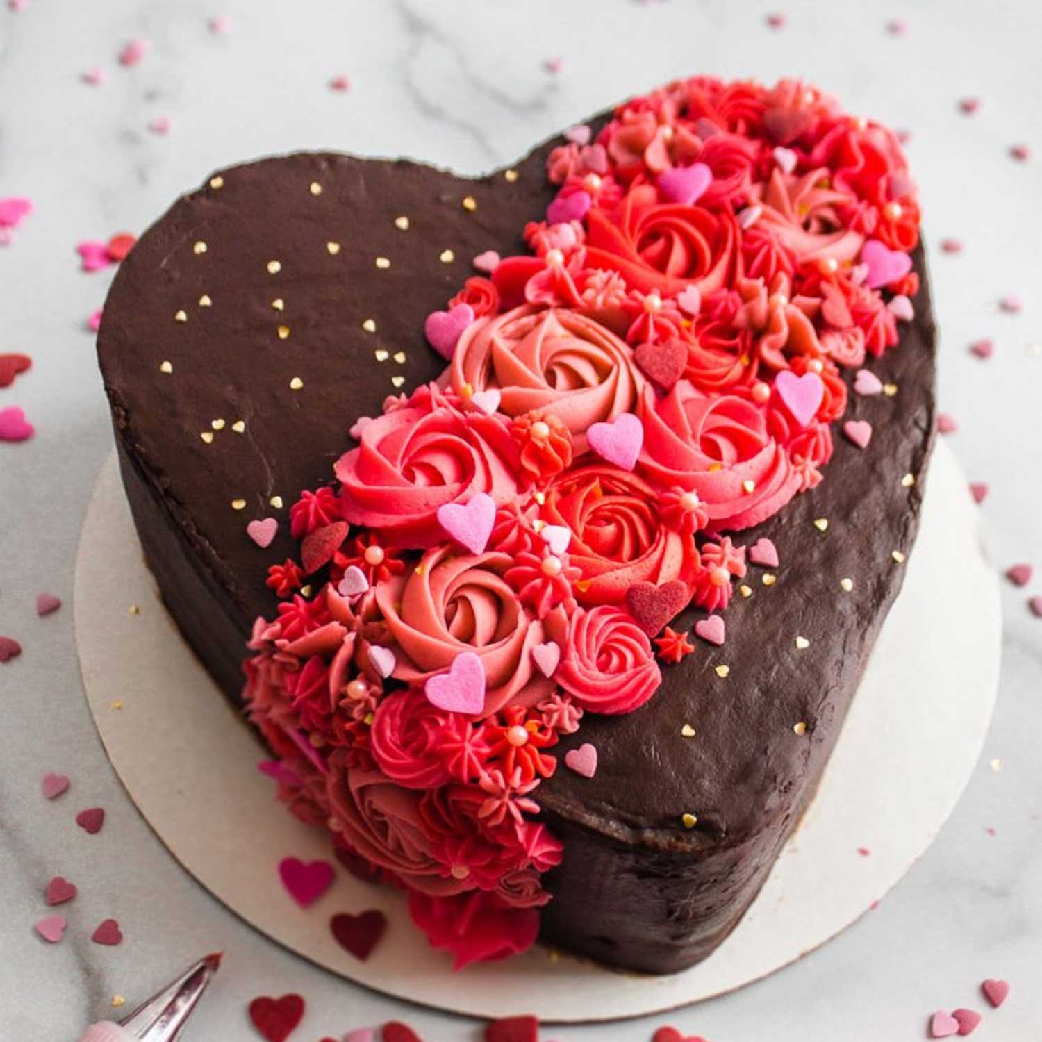 Valentines pink heart cake - FunCakes